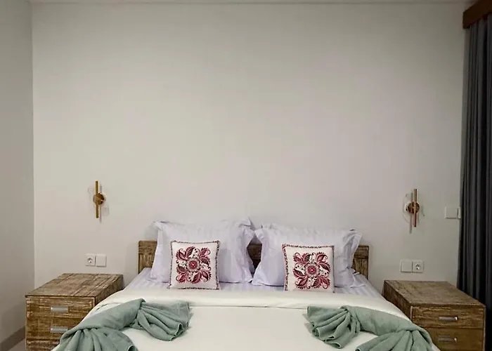 Mkvilla 5*