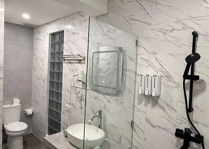 Mkvilla Hotel 5*